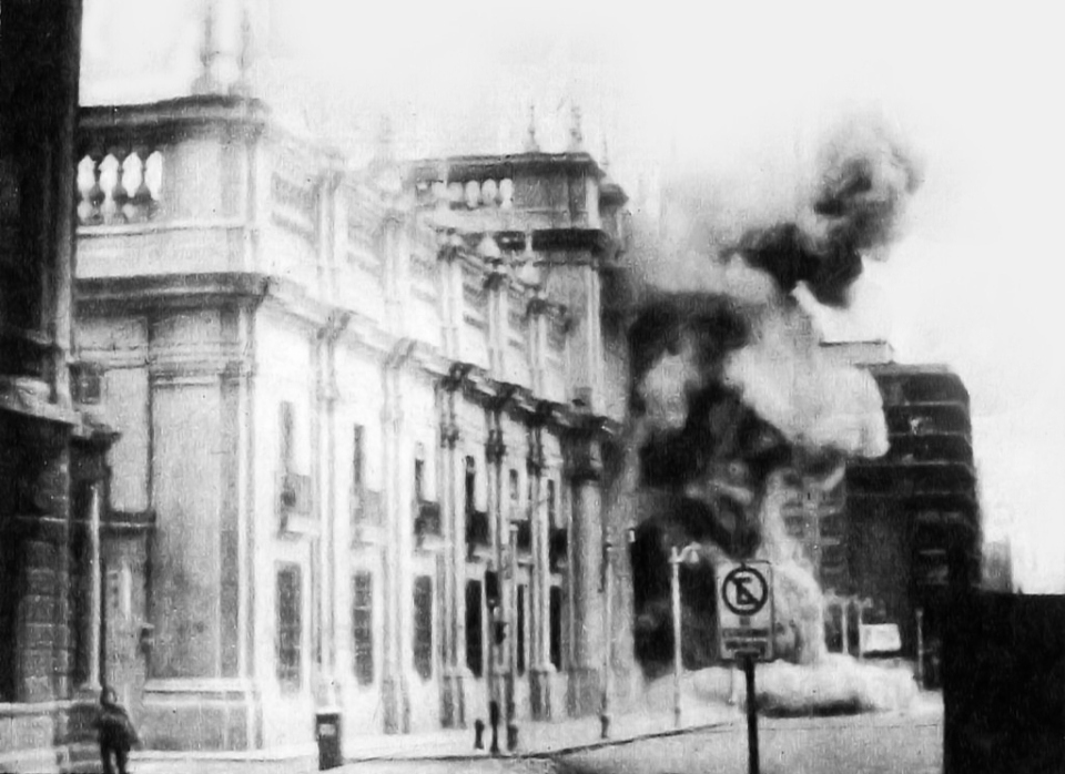 Bombardierung des Präsidentenpalasts La Moneda Bombardierung des Präsidentenpalasts La Moneda